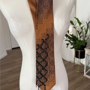 Elegant Brown Patterned Women's Scarf